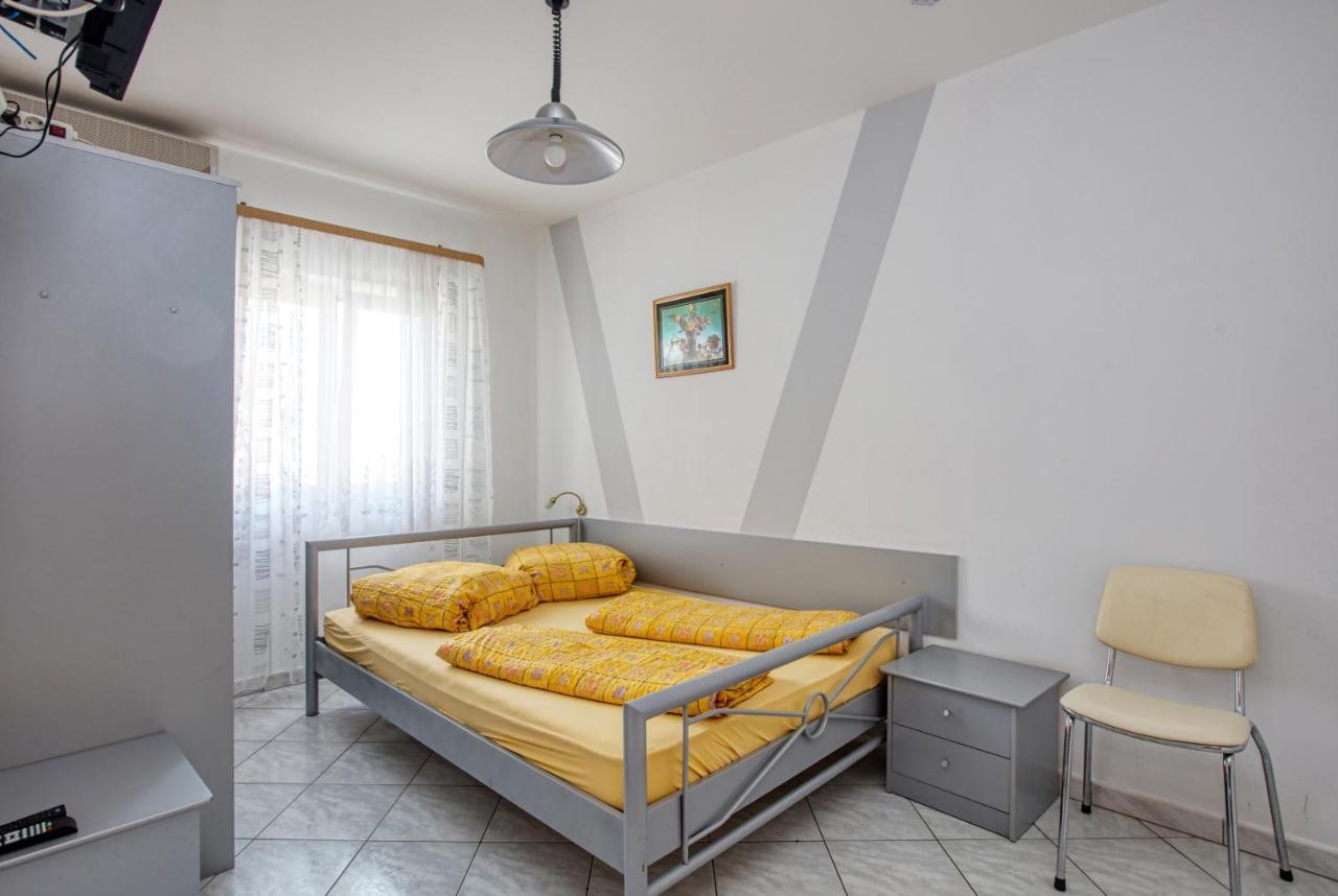 Apartments With A Parking Space Vodice - 6178 Bagian luar foto