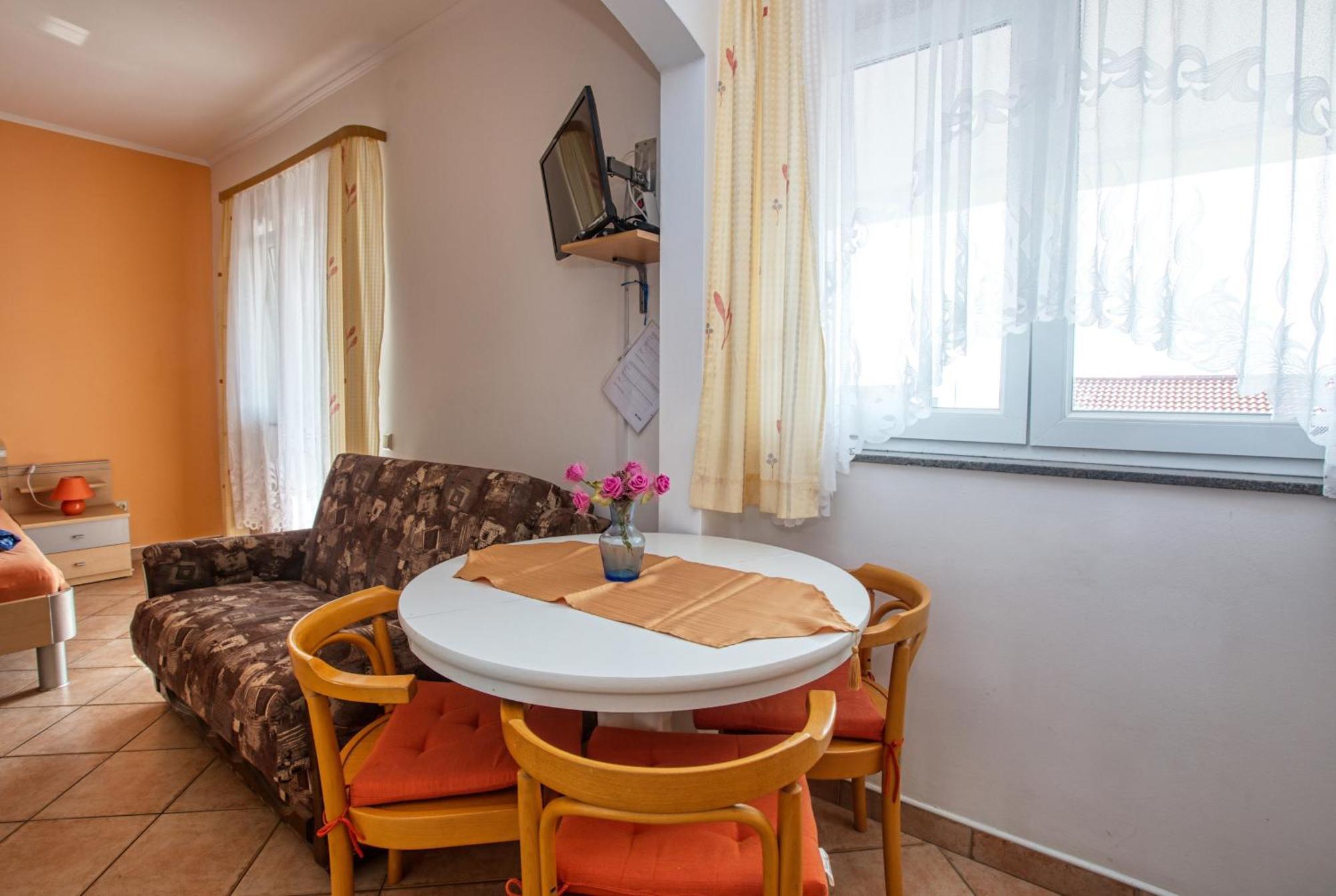 Apartments With A Parking Space Vodice - 6178 Ruang foto